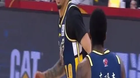 德雷蒙德·格林对NBA传奇球星大O的评论引发业界惊讶